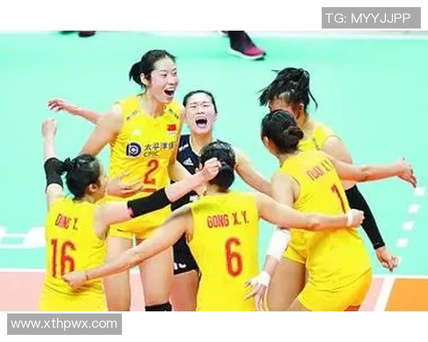 武汉排球队的默契配合揭秘：排球赛场上的团队精神与战术分析