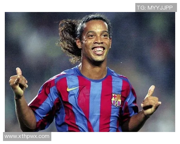 足球明星小罗的身高是多少他在球场上的表现如何影响了他的职业生涯 足球明星小罗的身高是多少他在球场上的表现如何影响了他的职业生涯